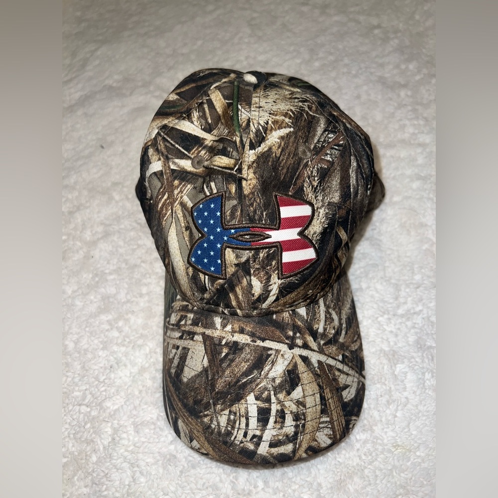 UnderArmour SnapBack hat
